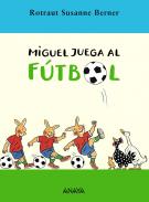 Miguel juega al f�tbol