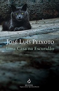 Uma casa na escurid�o