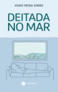 Deitada no mar