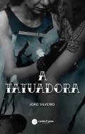 A tatuadora